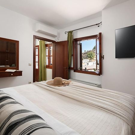 Lindos Luxury Belfry Apartment エクステリア 写真
