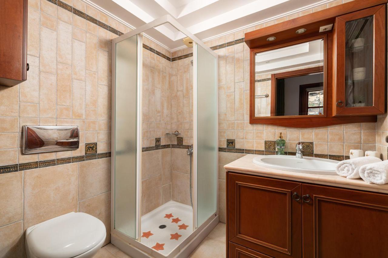 Lindos Luxury Belfry Apartment エクステリア 写真