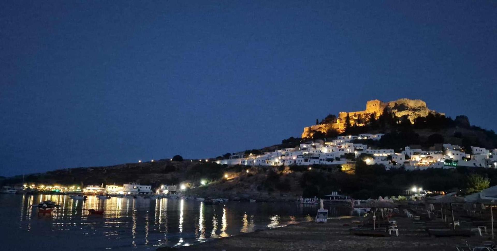 Lindos Luxury Belfry Apartment エクステリア 写真